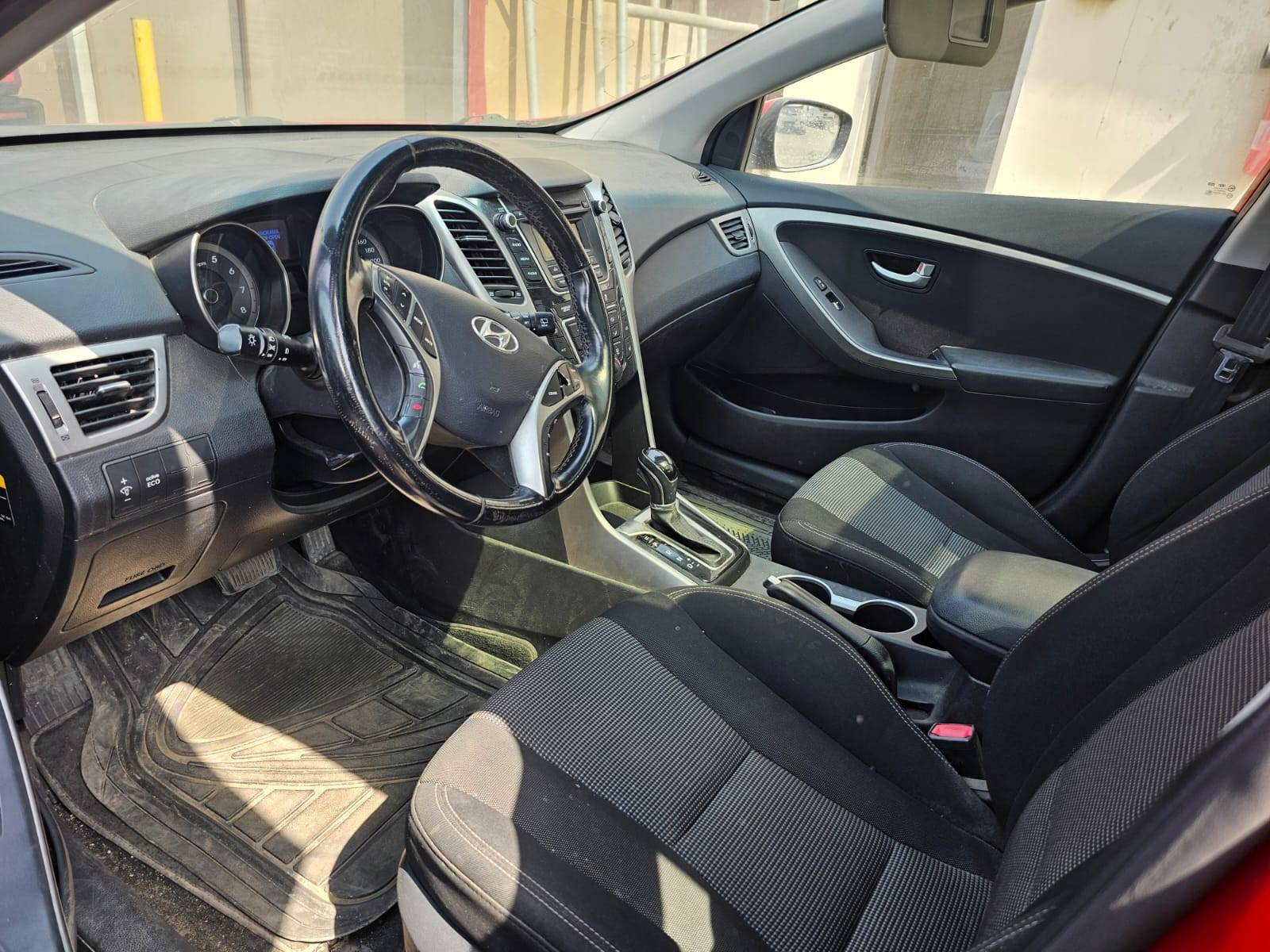 2013 HYUNDAI ELANTRA — 263927 KM — Lot U034936 — Main - Marhaba Auctions Used Cars - Image 8