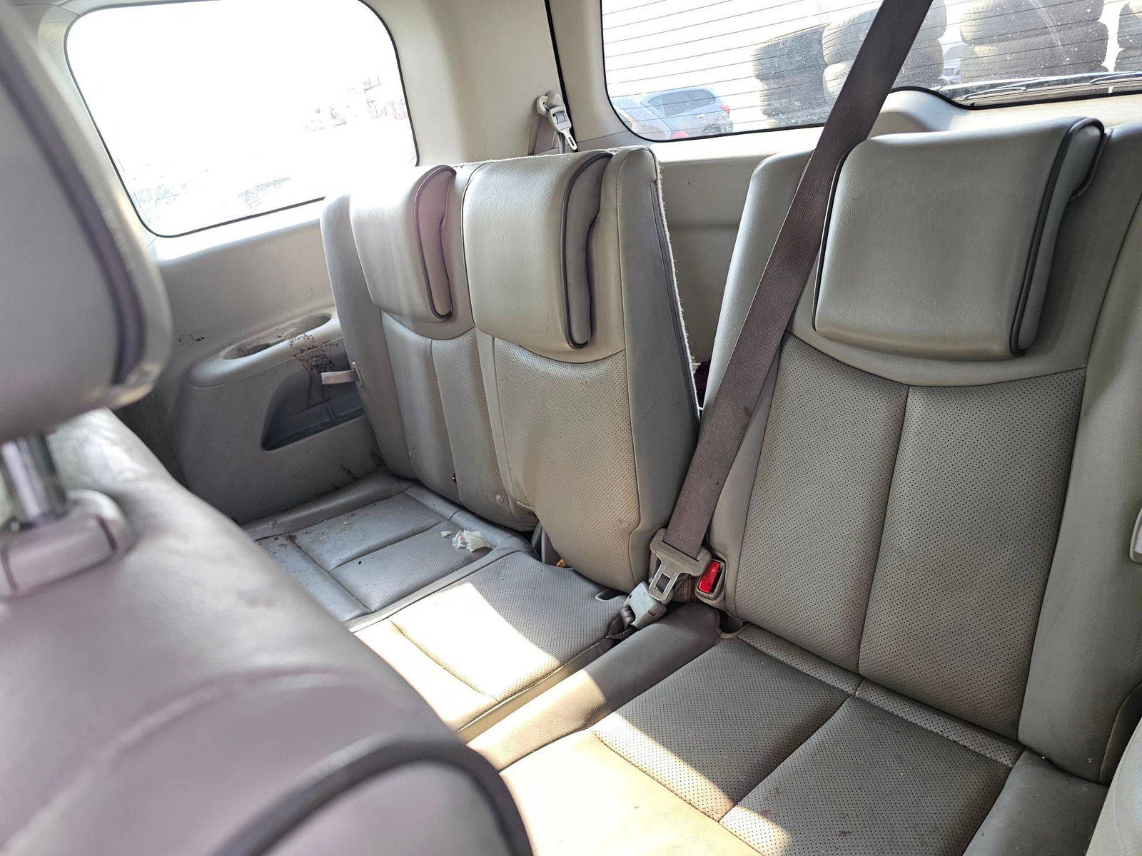 2011 NISSAN QUEST — 169035 Miles — Lot 7B9003816 — Souq - Marhaba Auctions Used Cars - Image 8