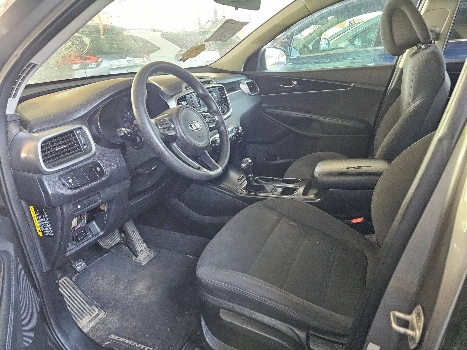 KIA SORENTO 2017 - Marhaba Auction Used Cars - Image 9