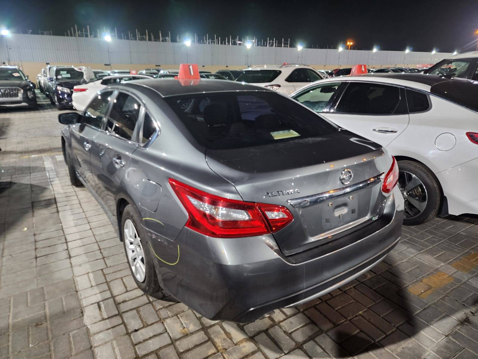 2016 NISSAN ALTIMA — 166355 Miles — Lot 75024065 — Al Sajaa - Marhaba Auctions Used Cars - Image 5