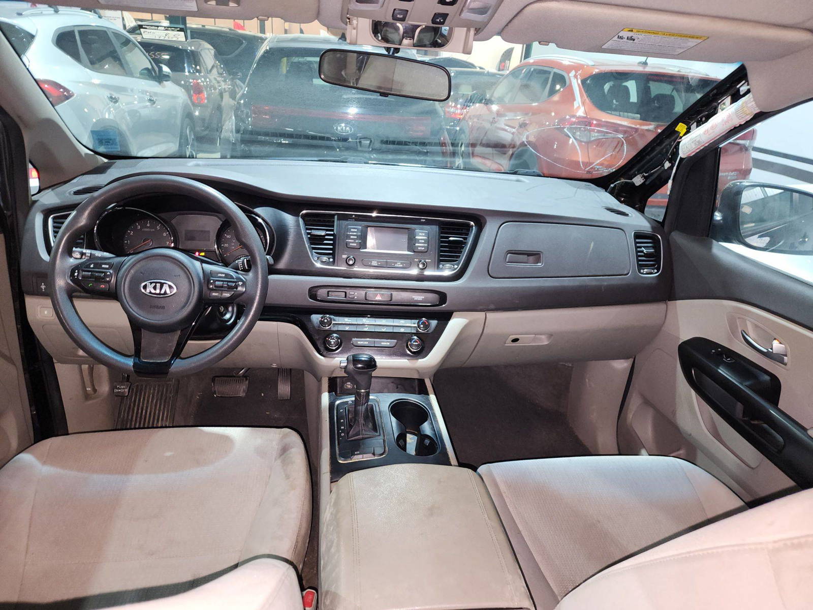 2017 KIA SEDONA — 177353 Miles — Lot 48844994 — Al Quoz - Marhaba Auctions Used Cars - Image 7
