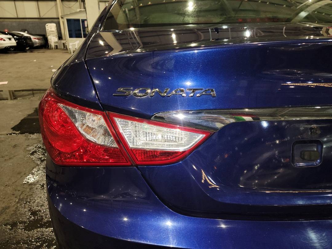 2011 HYUNDAI SONATA — 142572 Miles — Lot 72863943 - Marhaba Auctions Used Cars - Image 5