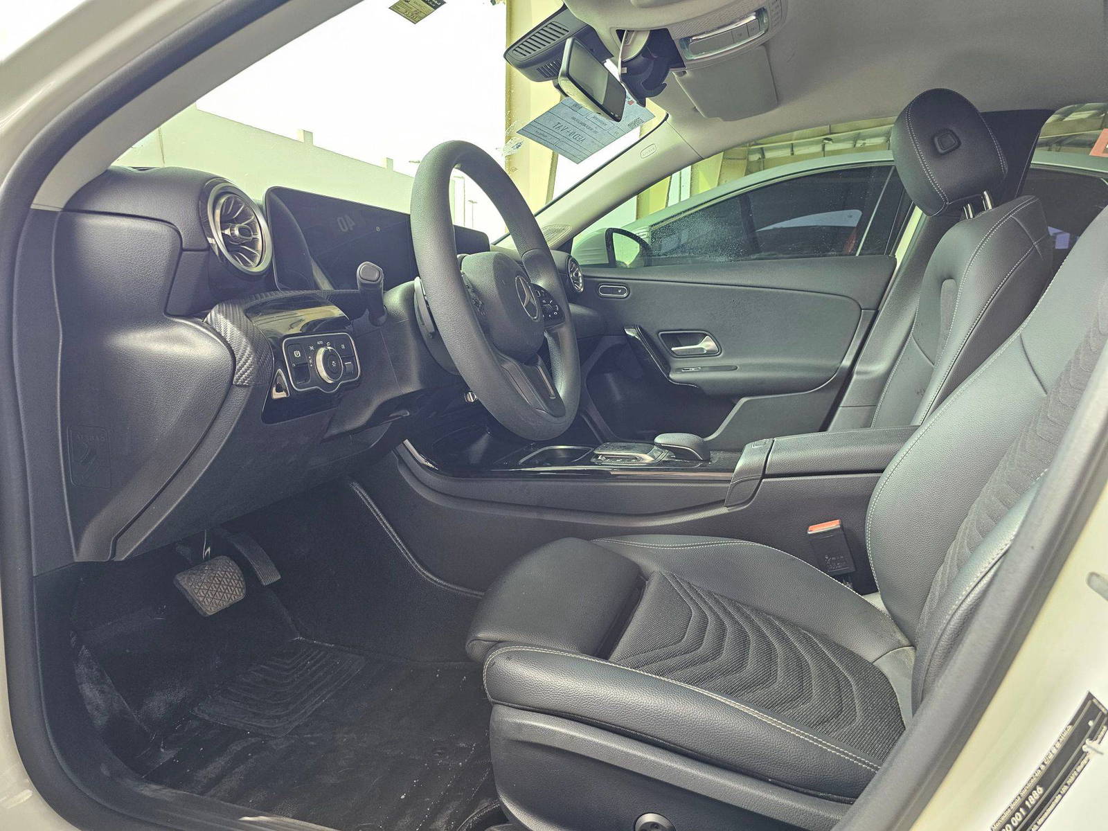 2020 MERCEDES BENZ A220 — 73737 KM — Lot LJ191484 — Souq - Marhaba Auctions Used Cars - Image 8