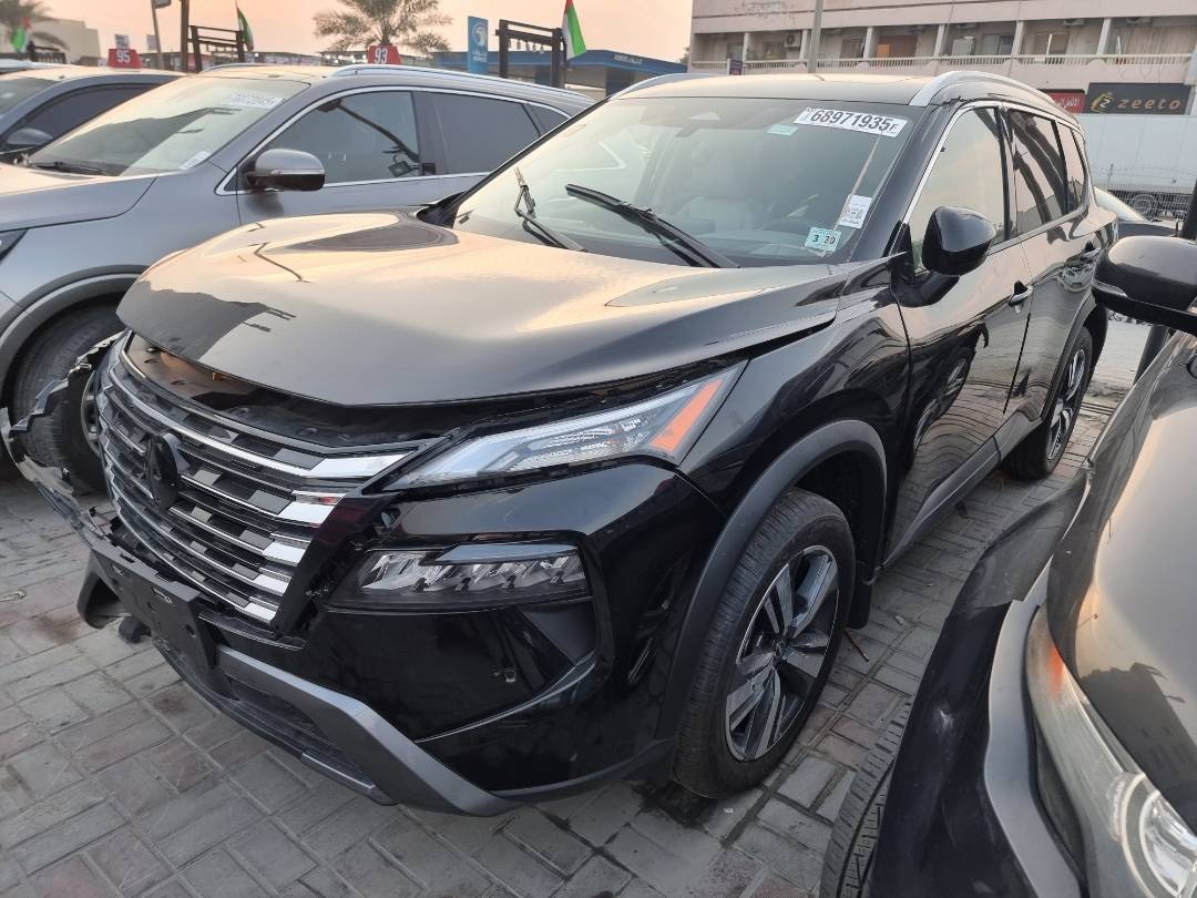 2025 NISSAN ROGUE — 5000 Miles — Lot 163020 — Ind. 12 - Marhaba Auctions Used Cars - Image 3