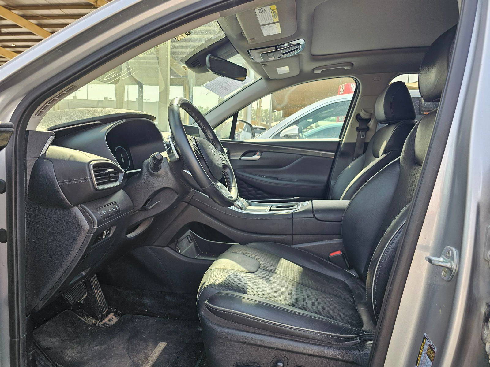 2022 HYUNDAI SANTA FE — 59780 Miles — Lot NH467401 — Souq - Marhaba Auctions Used Cars - Image 8
