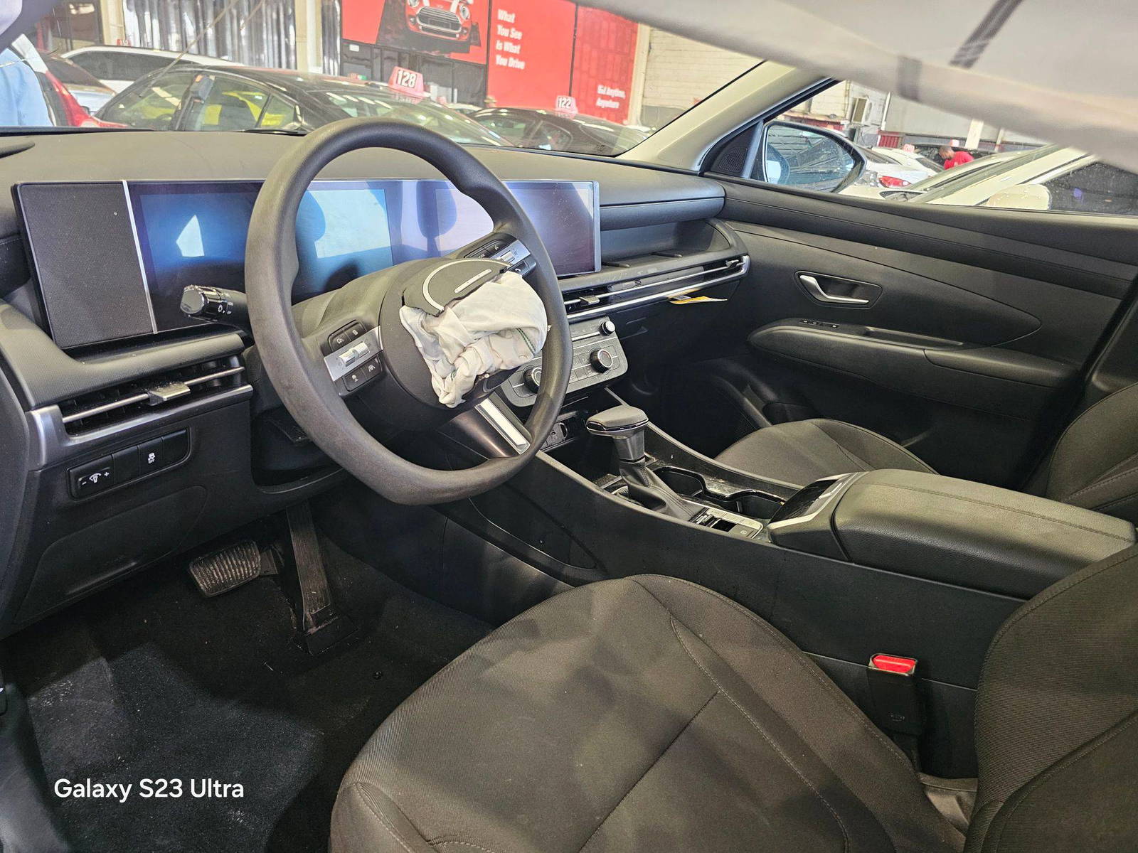 HYUNDAI TUCSON 2025 - Marhaba Auction Used Cars - Image 8