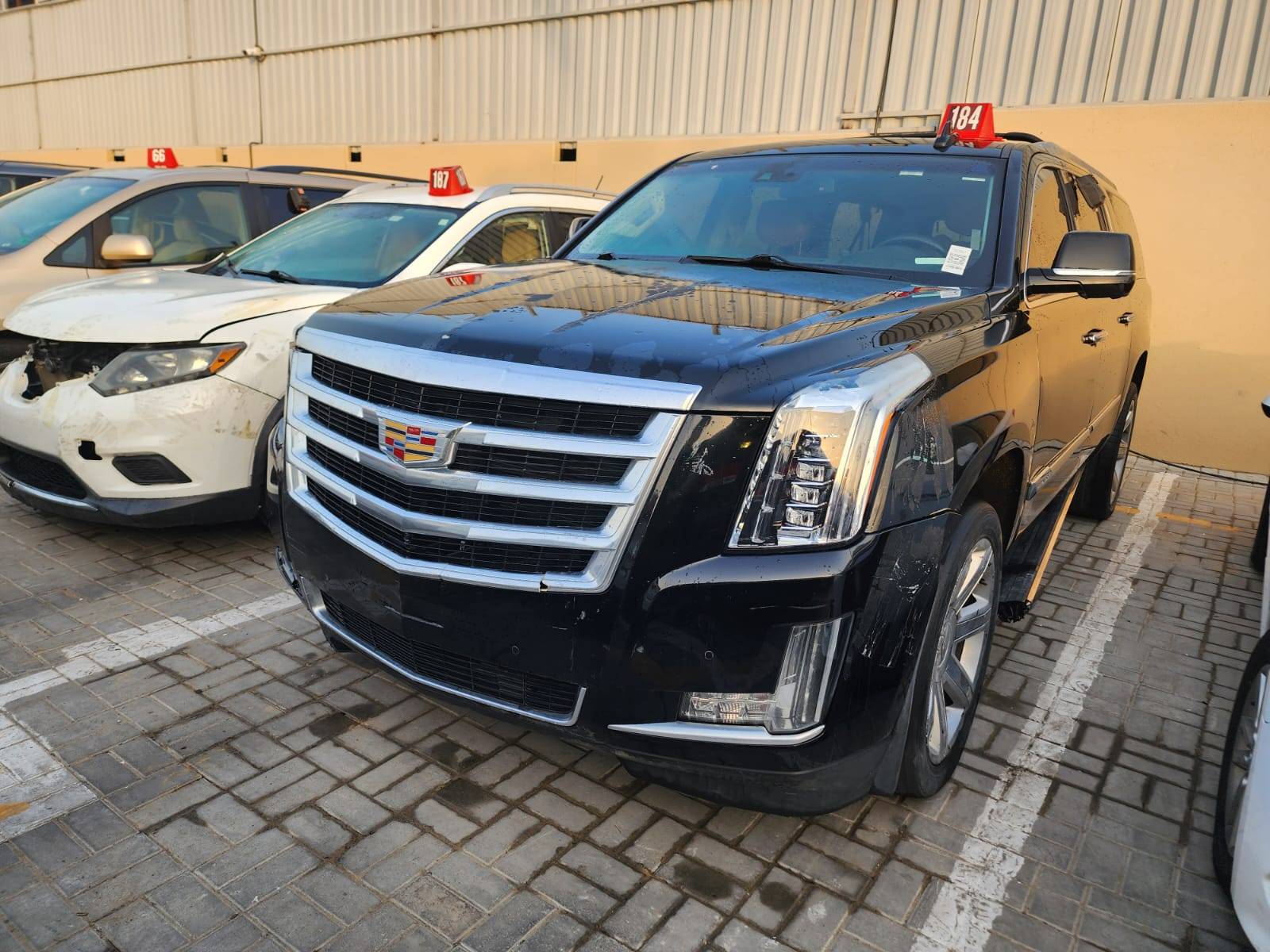 2015 CADILLAC ESCALADE — 111573 Miles — Lot J8FR582531 - Marhaba Auctions Used Cars - Image 5