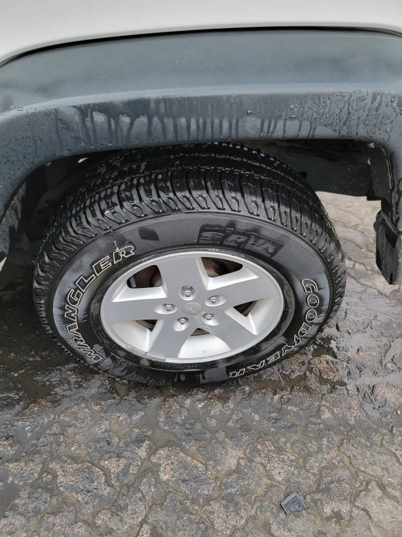 2015 JEEP WRANGLER — 95392 Miles — Lot GXFL750996 — Main - Marhaba Auctions Used Cars - Image 9