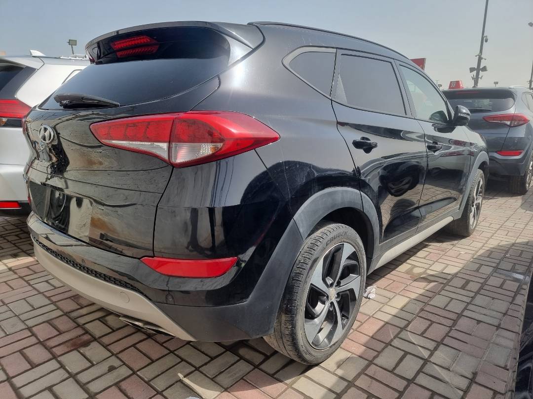 2018 HYUNDAI TUCSON — 97492 Miles — Lot 676785 — Ind. 12 - Marhaba Auctions Used Cars - Image 4