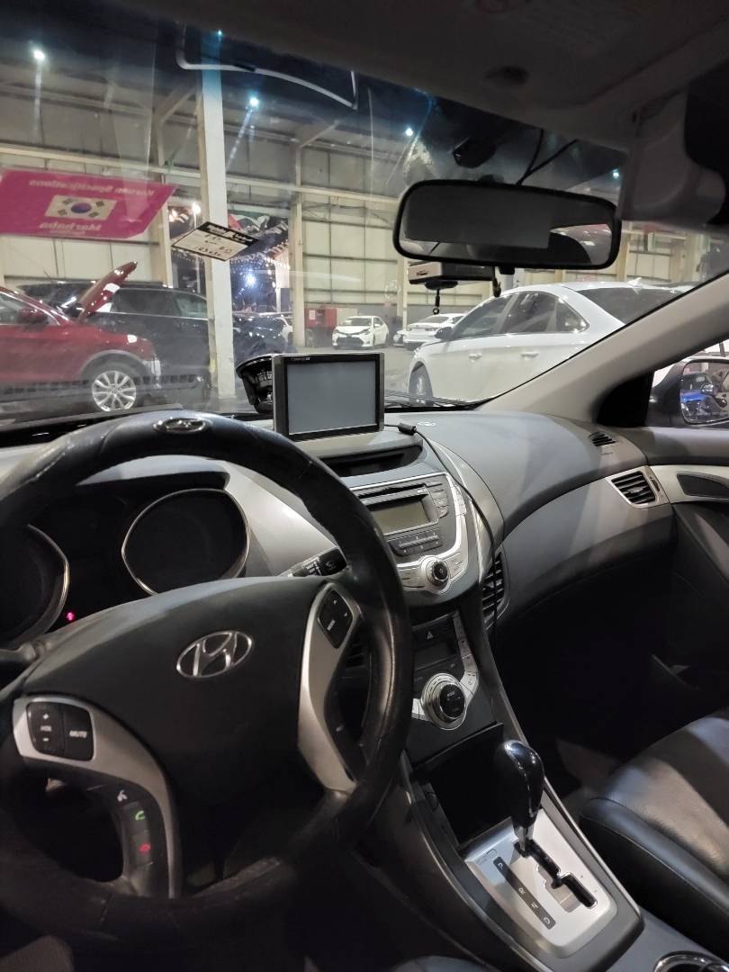 2012 HYUNDAI AVANTE — 183430 KM — Lot 501619 — Main - Marhaba Auctions Used Cars - Image 11