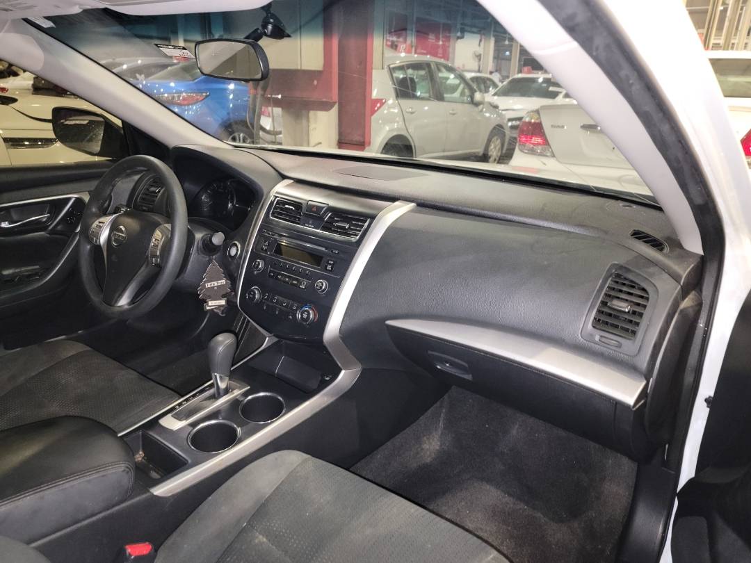 2015 NISSAN ALTIMA — 86037 Miles — Lot 64342302 - Marhaba Auctions Used Cars - Image 6