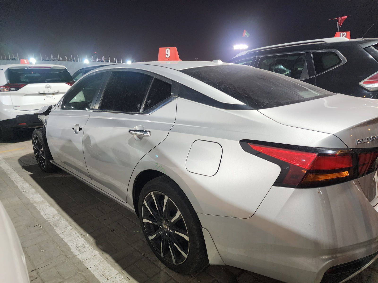 NISSAN ALTIMA 2019 - Marhaba Auction Used Cars - Image 12