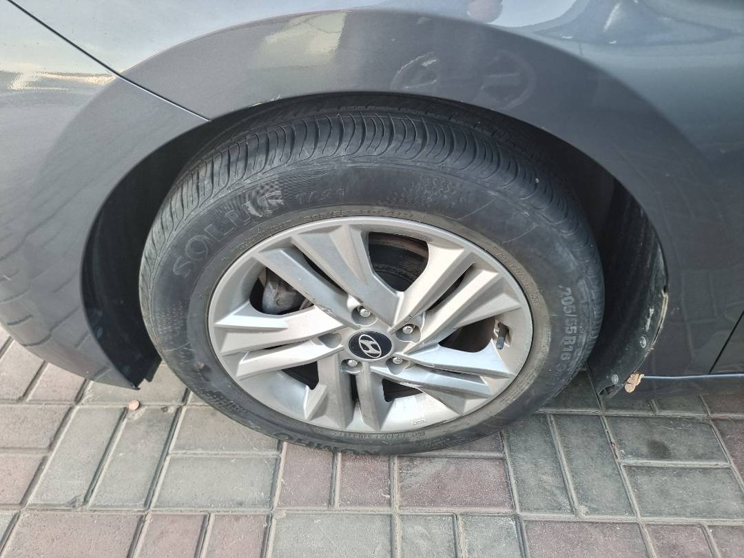 2019 HYUNDAI ELANTRA — 35212 KM — Lot 739772 — Ind. 12 - Marhaba Auctions Used Cars - Image 10