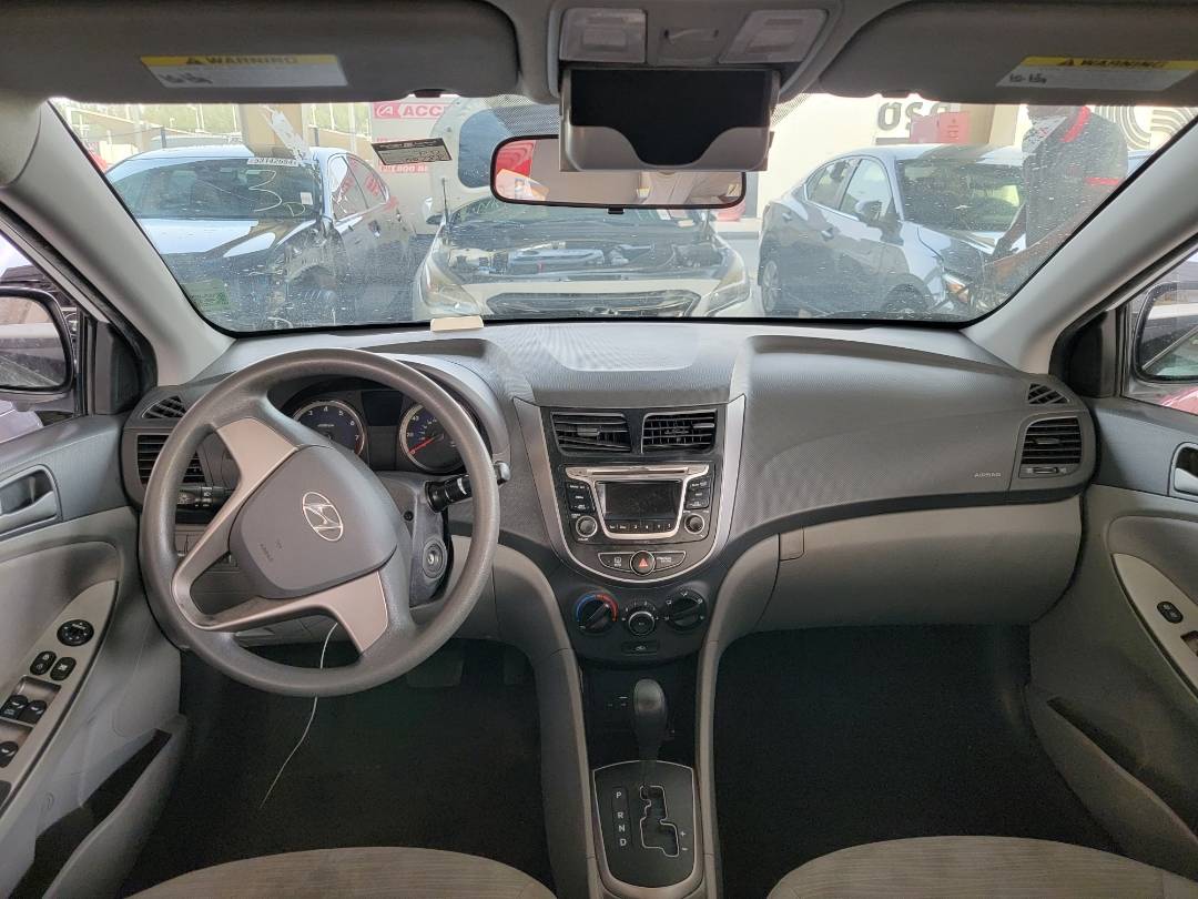 2015 HYUNDAI ACCENT — 100788 Miles — Lot 43910044 — Souq - Marhaba Auctions Used Cars - Image 7