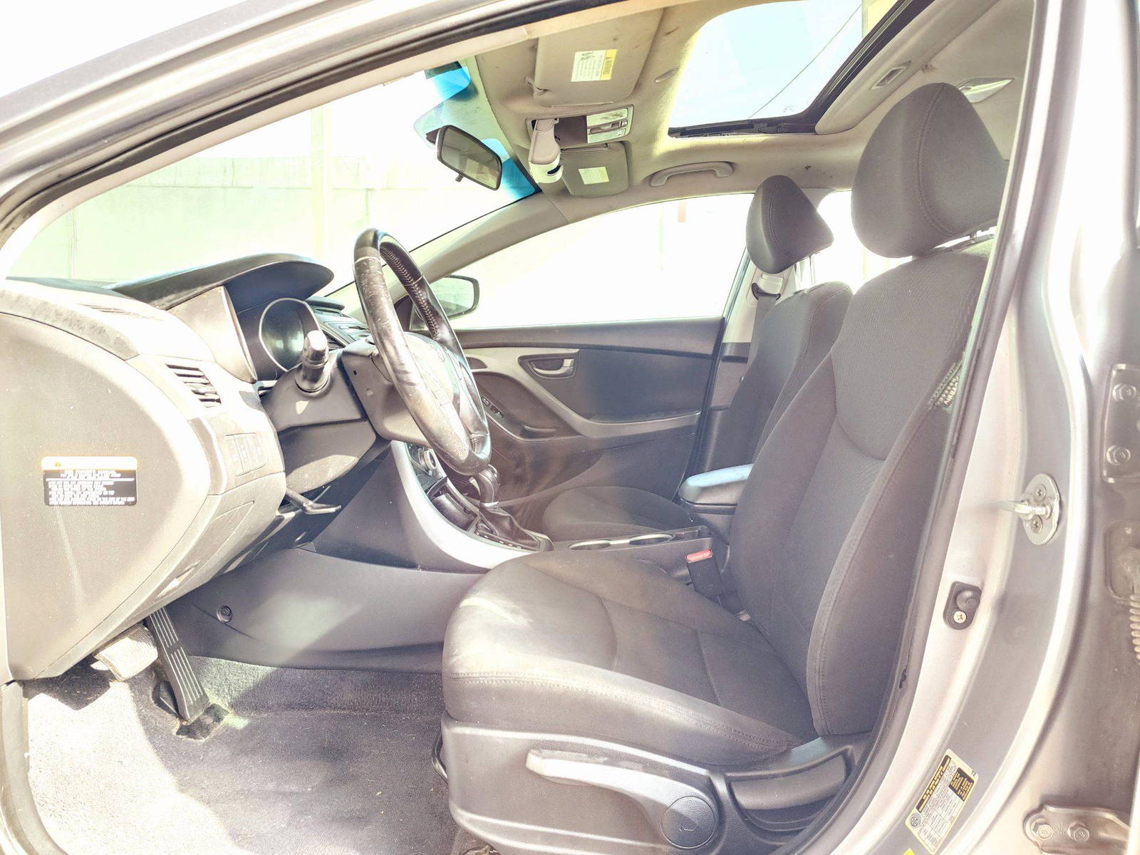 2015 HYUNDAI ELANTRA — 168670 Miles — Lot FU321230 — Souq - Marhaba Auctions Used Cars - Image 9