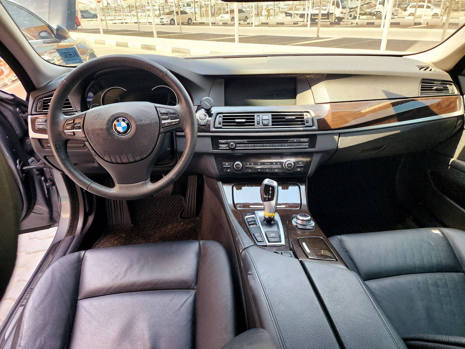 2013 BMW 528i — 116188 KM — Lot W44687 — Souq - Marhaba Auctions Used Cars - Image 7
