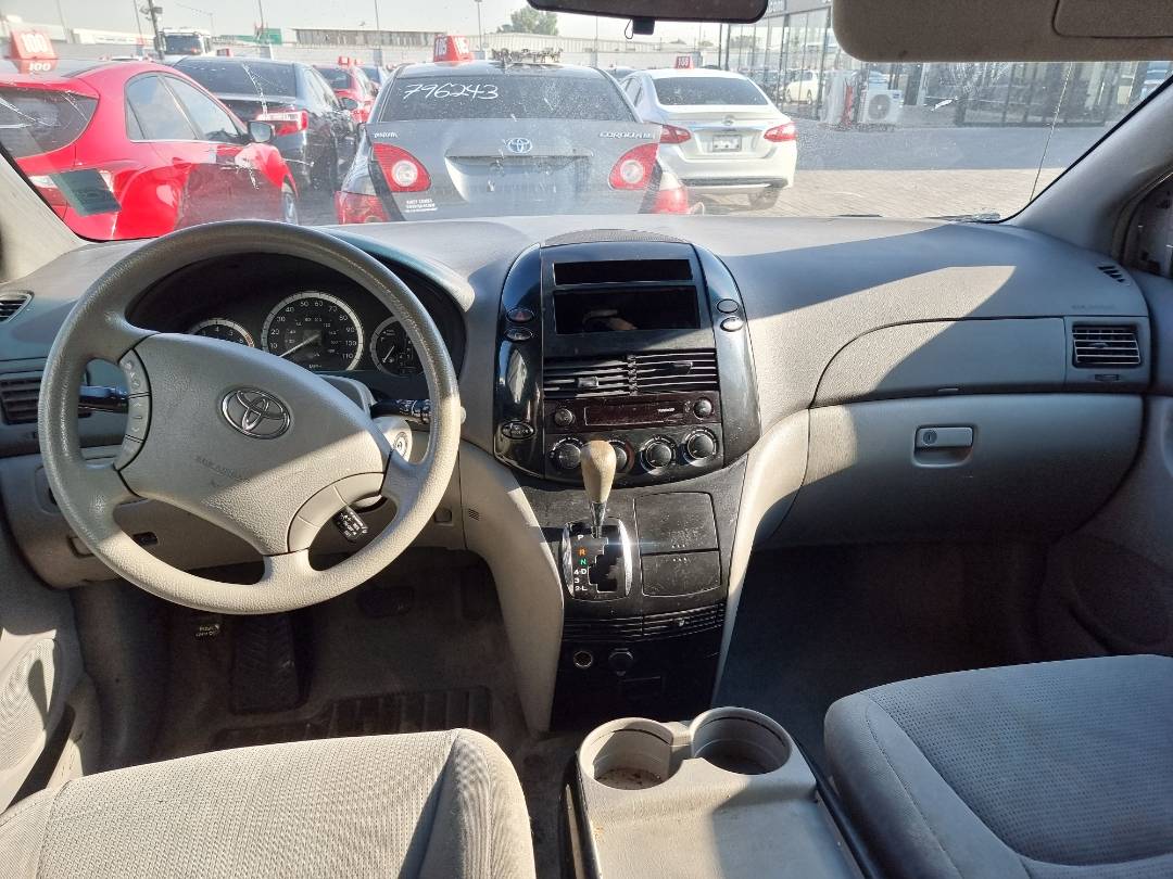 2004 TOYOTA SIENNA — 210320 Miles — Lot 215487 — Ind. 12 - Marhaba Auctions Used Cars - Image 7
