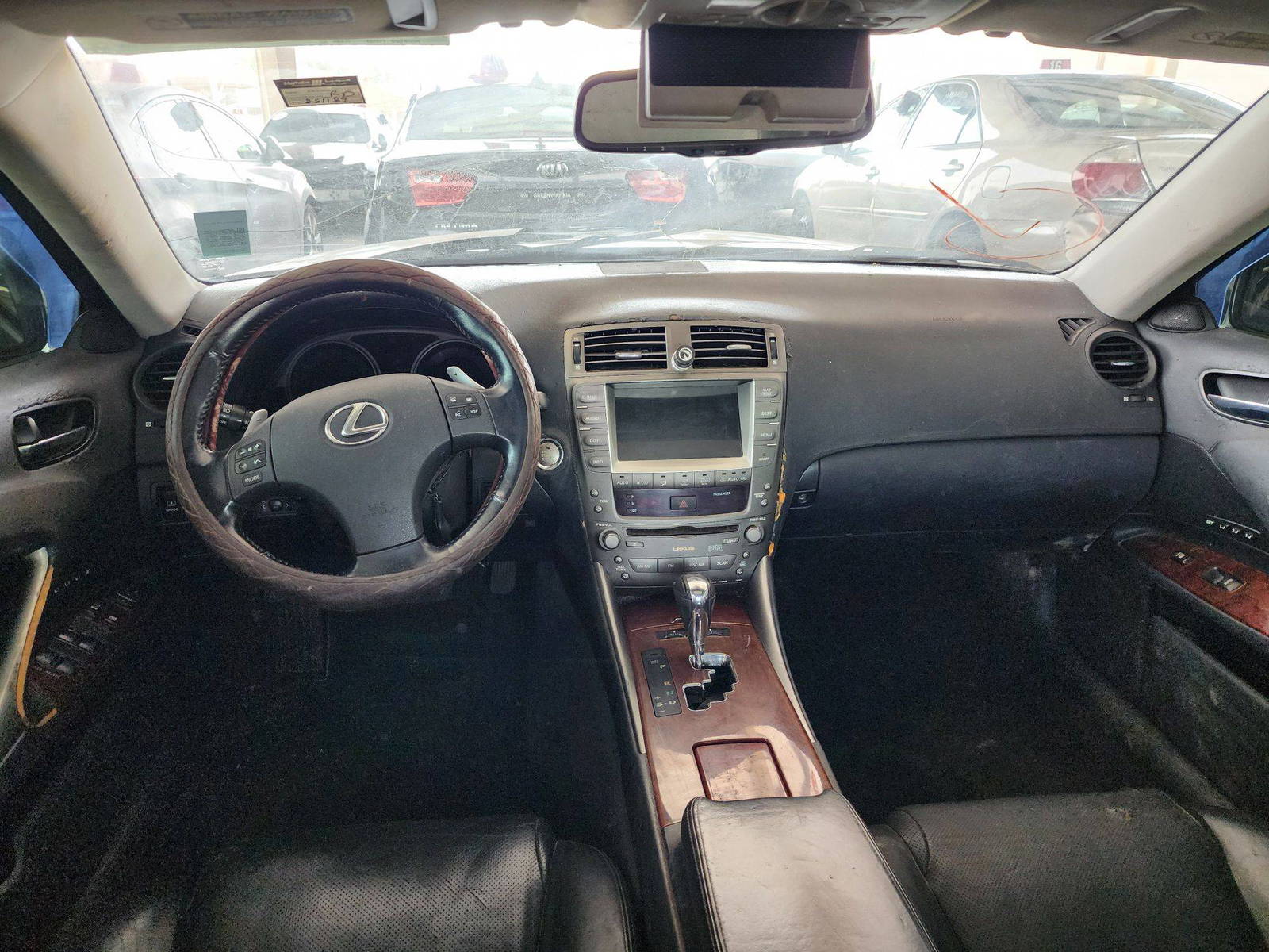 2008 LEXUS IS-350 — 251189 Miles — Lot 55279494 — Souq - Marhaba Auctions Used Cars - Image 7