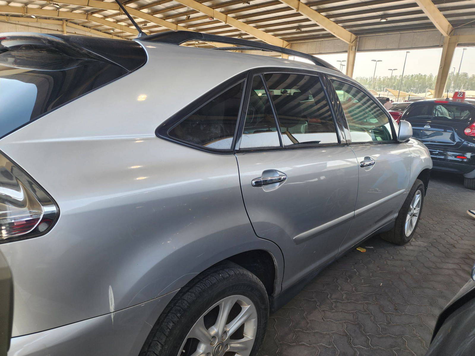 2009 LEXUS RX 350 — 193854 Miles — Lot 72748483 — Souq - Marhaba Auctions Used Cars - Image 6