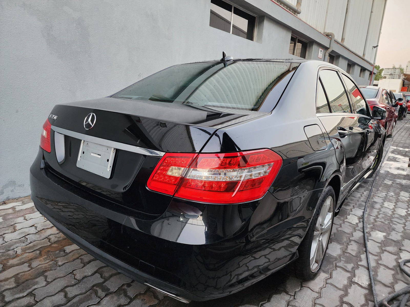 2012 MERCEDES BENZ E 350 — 148273 Miles — Lot 68865 — Al Quoz - Marhaba Auctions Used Cars - Image 4