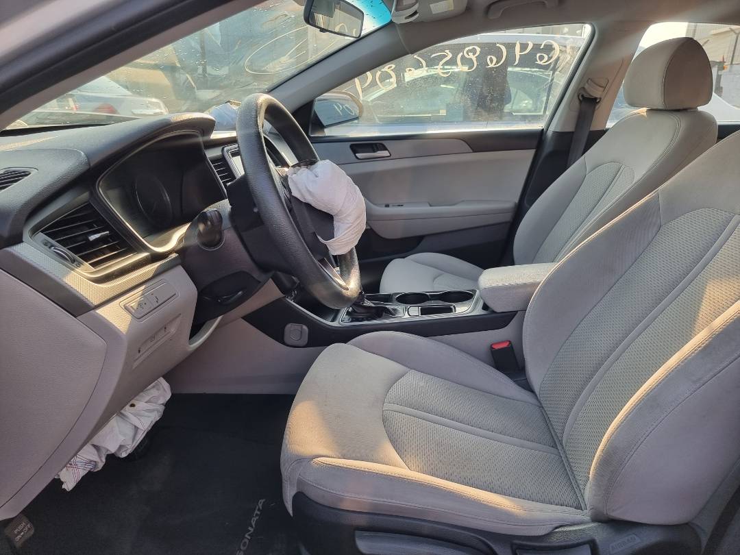 2018 HYUNDAI SONATA — 121135 Miles — Lot 124587 — Souq - Marhaba Auctions Used Cars - Image 6