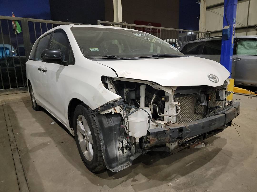 2015 TOYOTA SIENNA — 281246 Miles — Lot FS660571 — Main - Marhaba Auctions Used Cars - Image 4