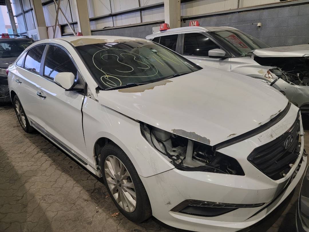2015 HYUNDAI SONATA — 138993 Miles — Lot 72115314 — Main - Marhaba Auctions Used Cars - Image 4