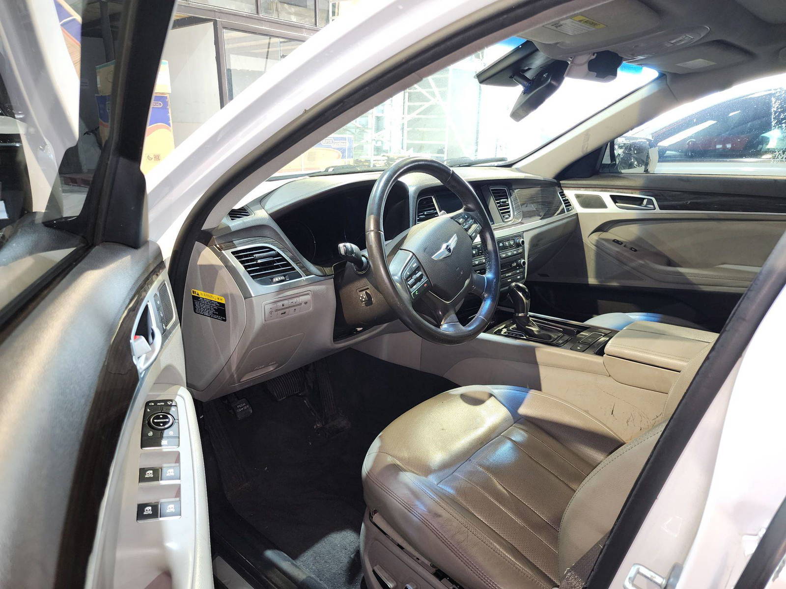 HYUNDAI GENESIS 2015 - Marhaba Auction Used Cars - Image 9