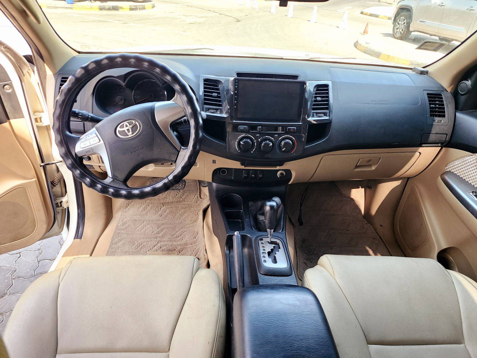 2015 TOYOTA FORTUNER — 109677 KM — Lot 3F8063992 — Souq - Marhaba Auctions Used Cars - Image 7