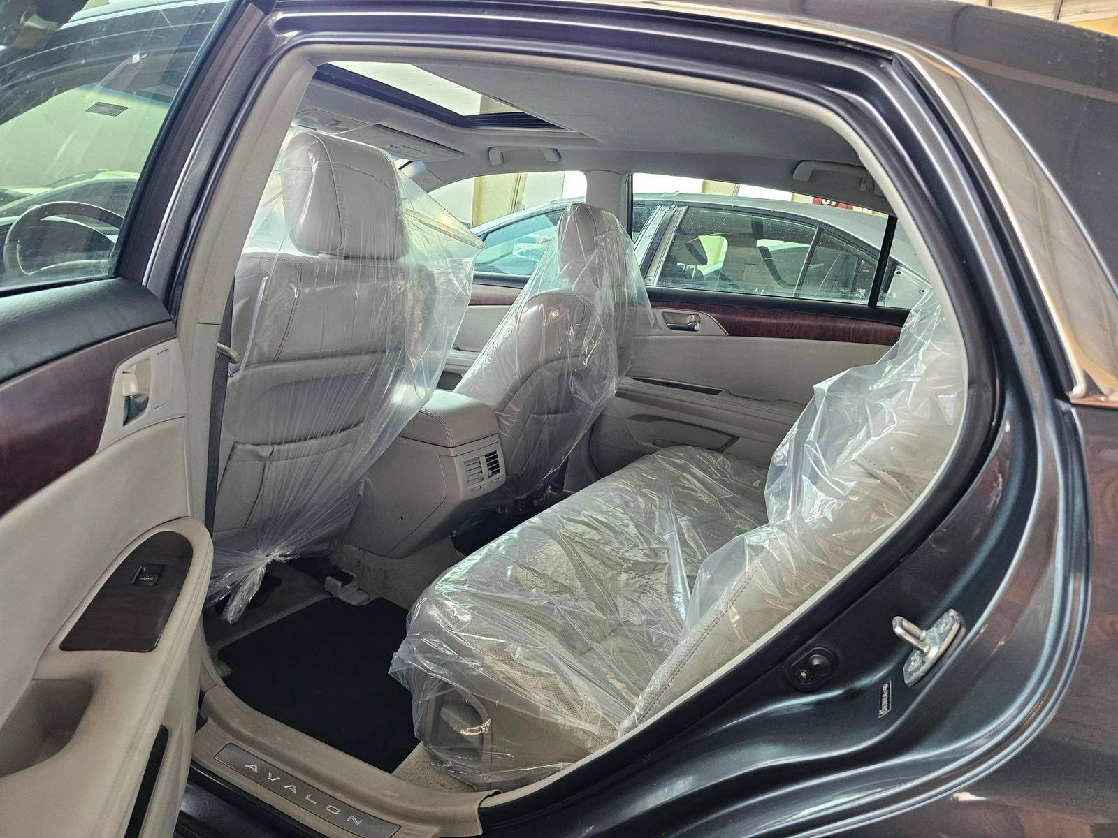 TOYOTA AVALON 2011 - Marhaba Auction Used Cars - Image 7