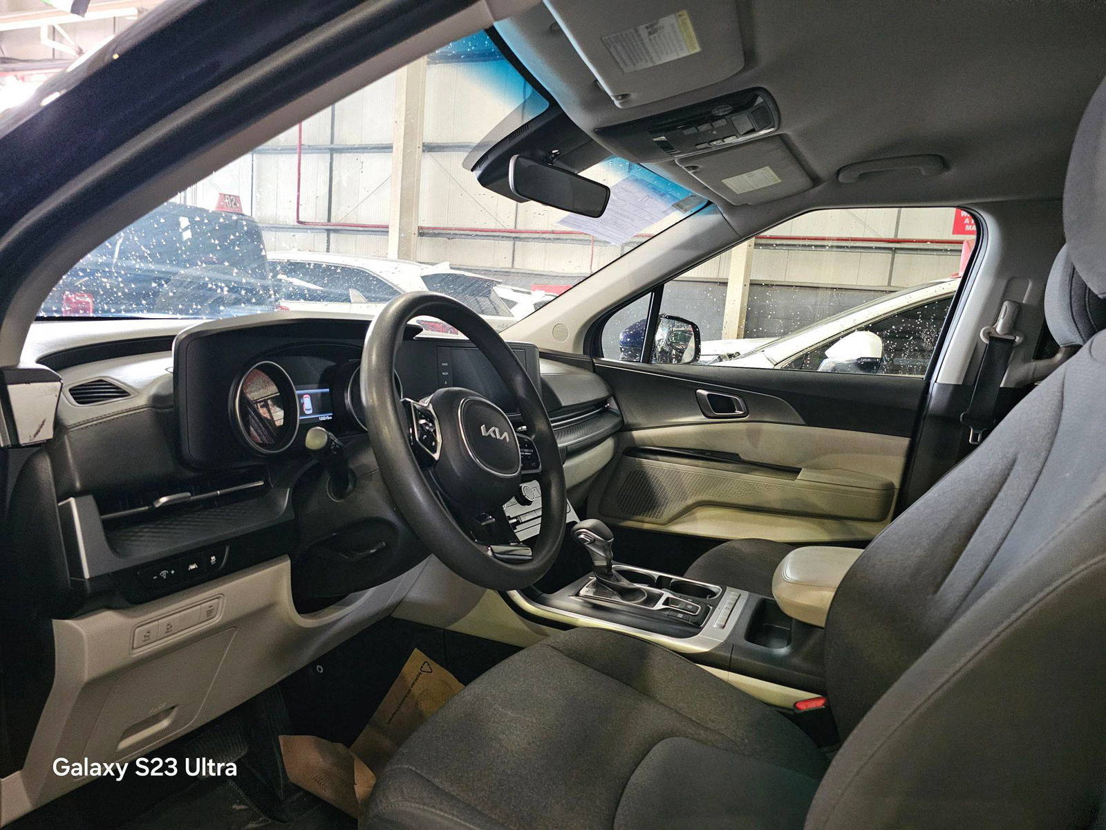 KIA CARNIVAL LX 2022 - Marhaba Auction Used Cars - Image 9