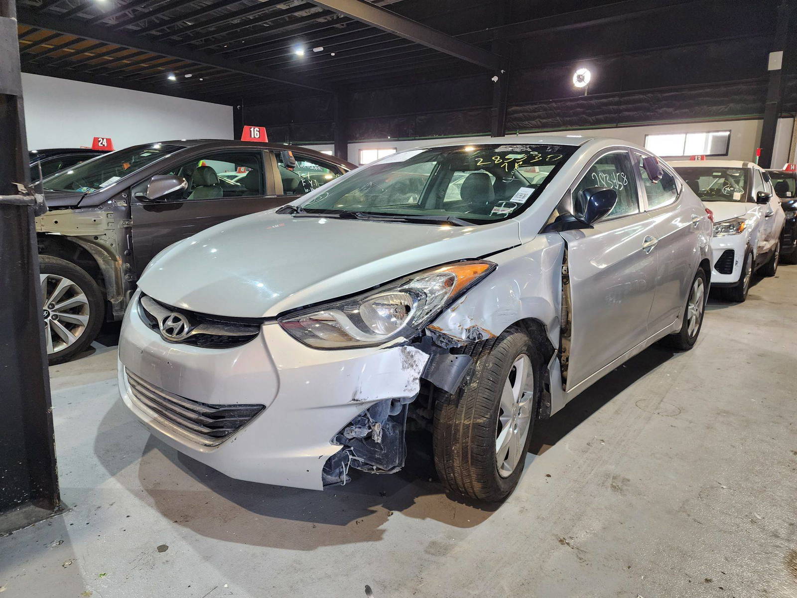 2012 HYUNDAI ELANTRA — 283458 Miles — Lot 285930 — Al Quoz - Marhaba Auctions Used Cars - Image 6