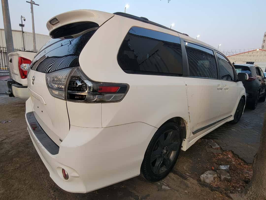 2011 TOYOTA SIENNA — 257489 Miles — Lot BS148734 — Main - Marhaba Auctions Used Cars - Image 13