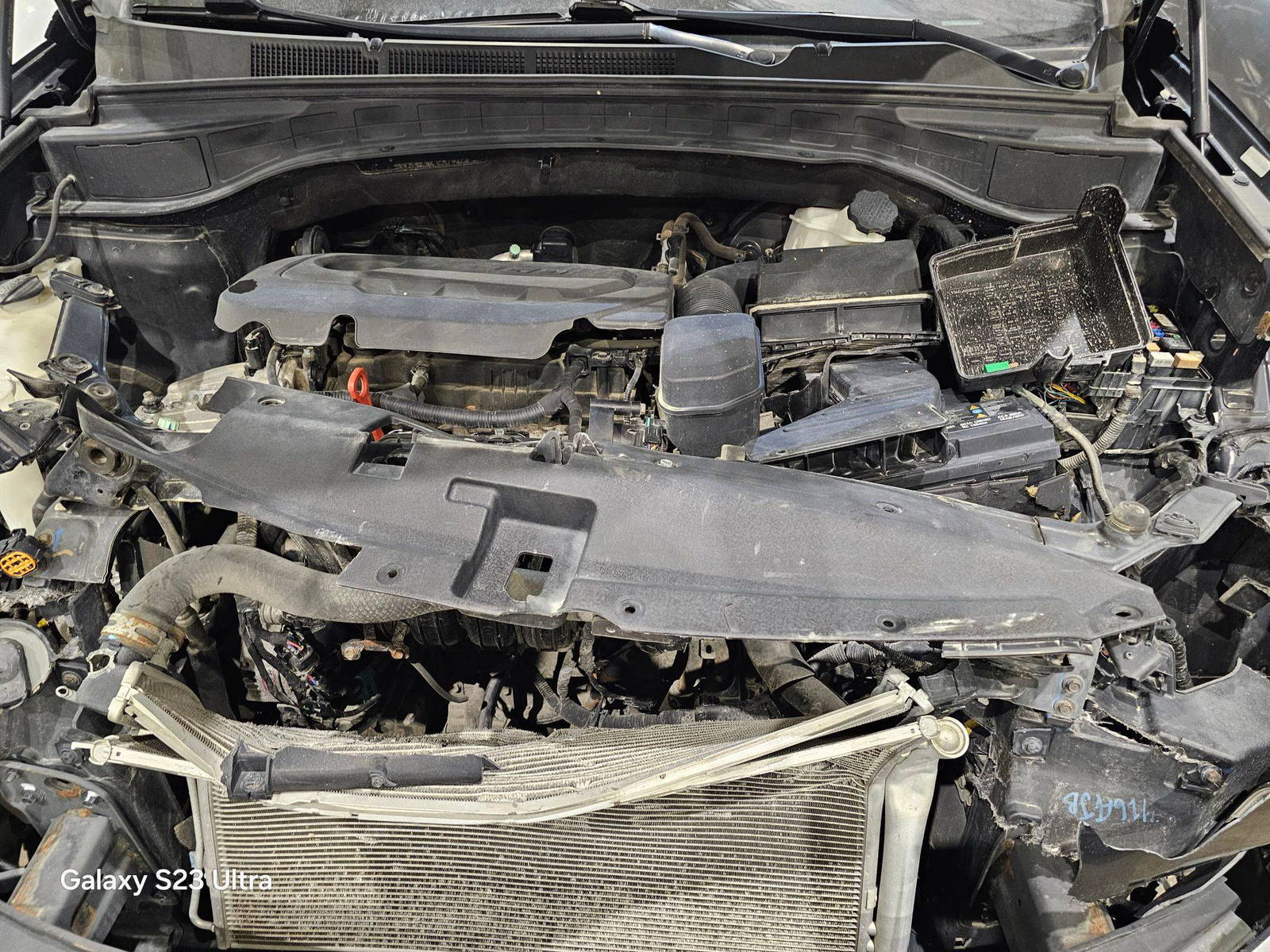 HYUNDAI SANTA FE SPORT 2018 - Marhaba Auction Used Cars - Image 10