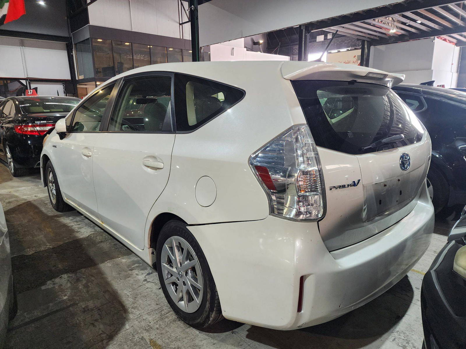 2012 TOYOTA PRIUS V — 183023 Miles — Lot 60979145 — Al Quoz - Marhaba Auctions Used Cars - Image 3