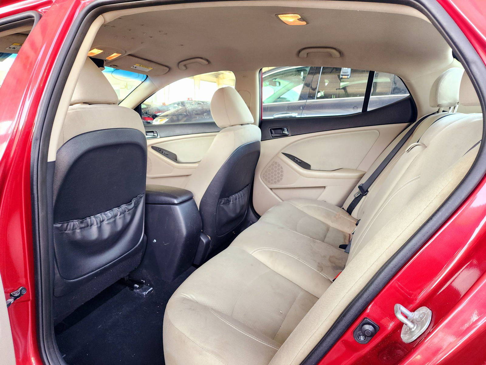 2015 KIA OPTIMA — 178085 Miles — Lot 7FG356233 — Ind. 12 - Marhaba Auctions Used Cars - Image 6