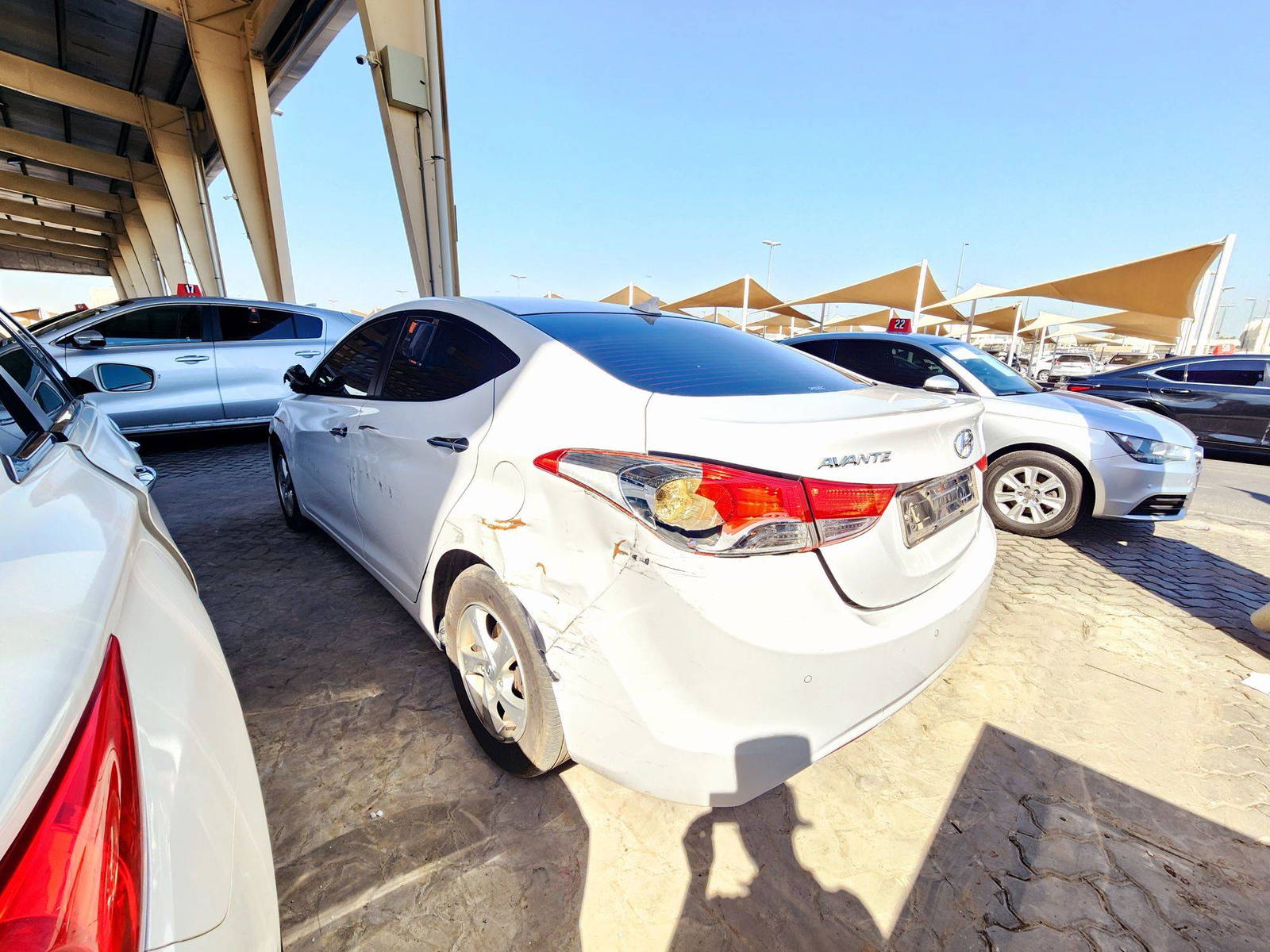 2011 HYUNDAI AVANTE — 170319 KM — Lot 127238 — Main - Marhaba Auctions Used Cars - Image 4