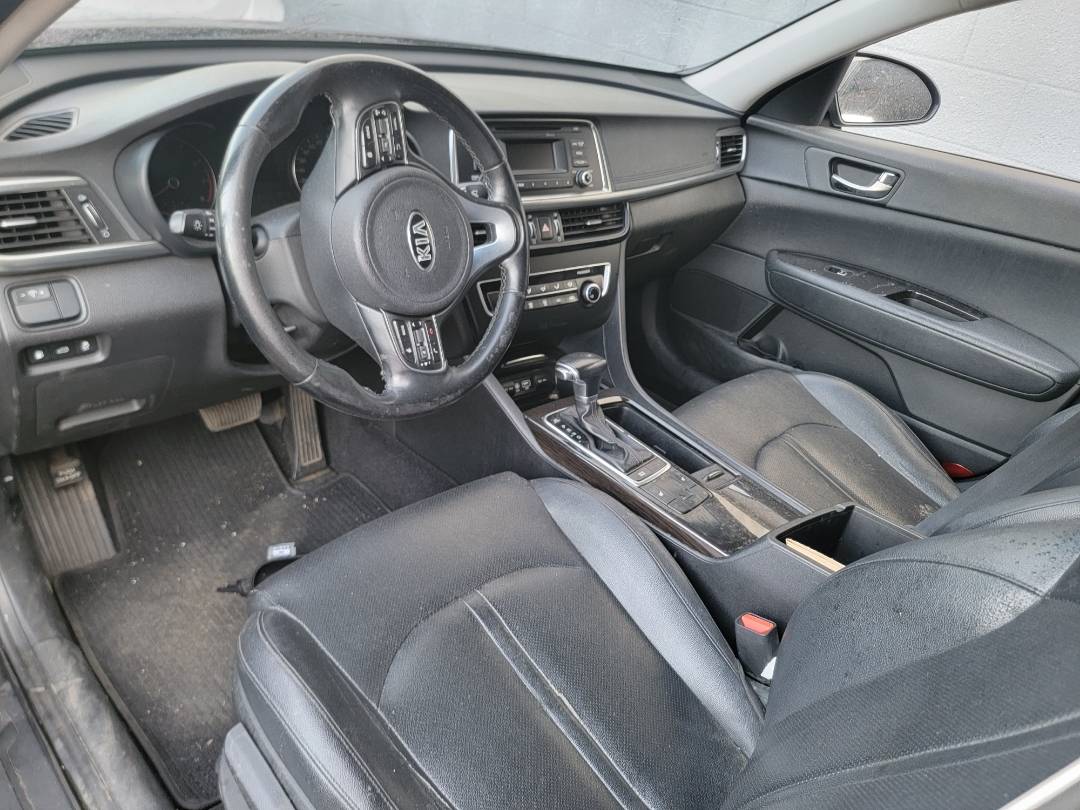 2016 KIA K5 — 229381 KM — Lot 005074 — Main - Marhaba Auctions Used Cars - Image 7