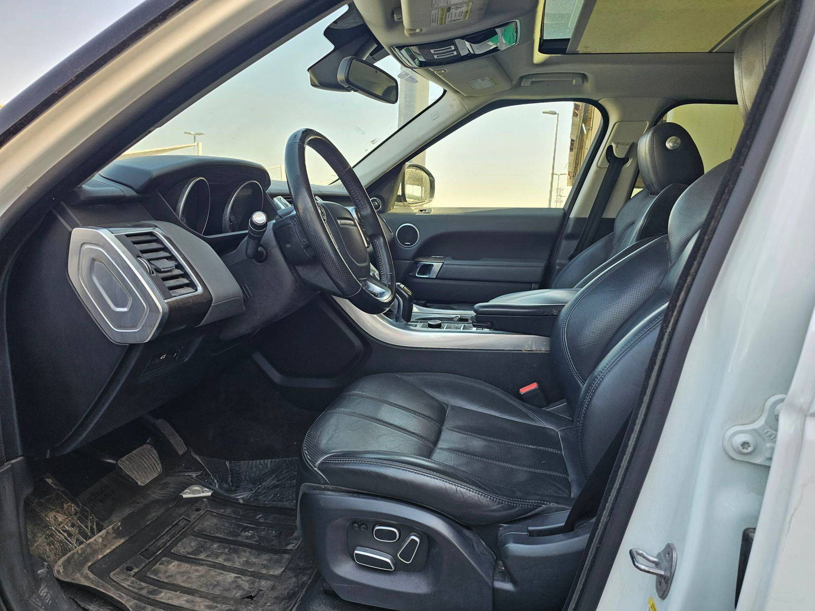 LAND ROVER RANGE ROVER SPORT 2014 - Marhaba Auction Used Cars - Image 9