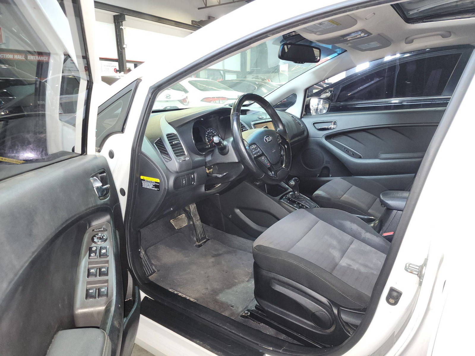 2018 KIA FORTE — 174044 KM — Lot 55416595 — Al Quoz - Marhaba Auctions Used Cars - Image 9