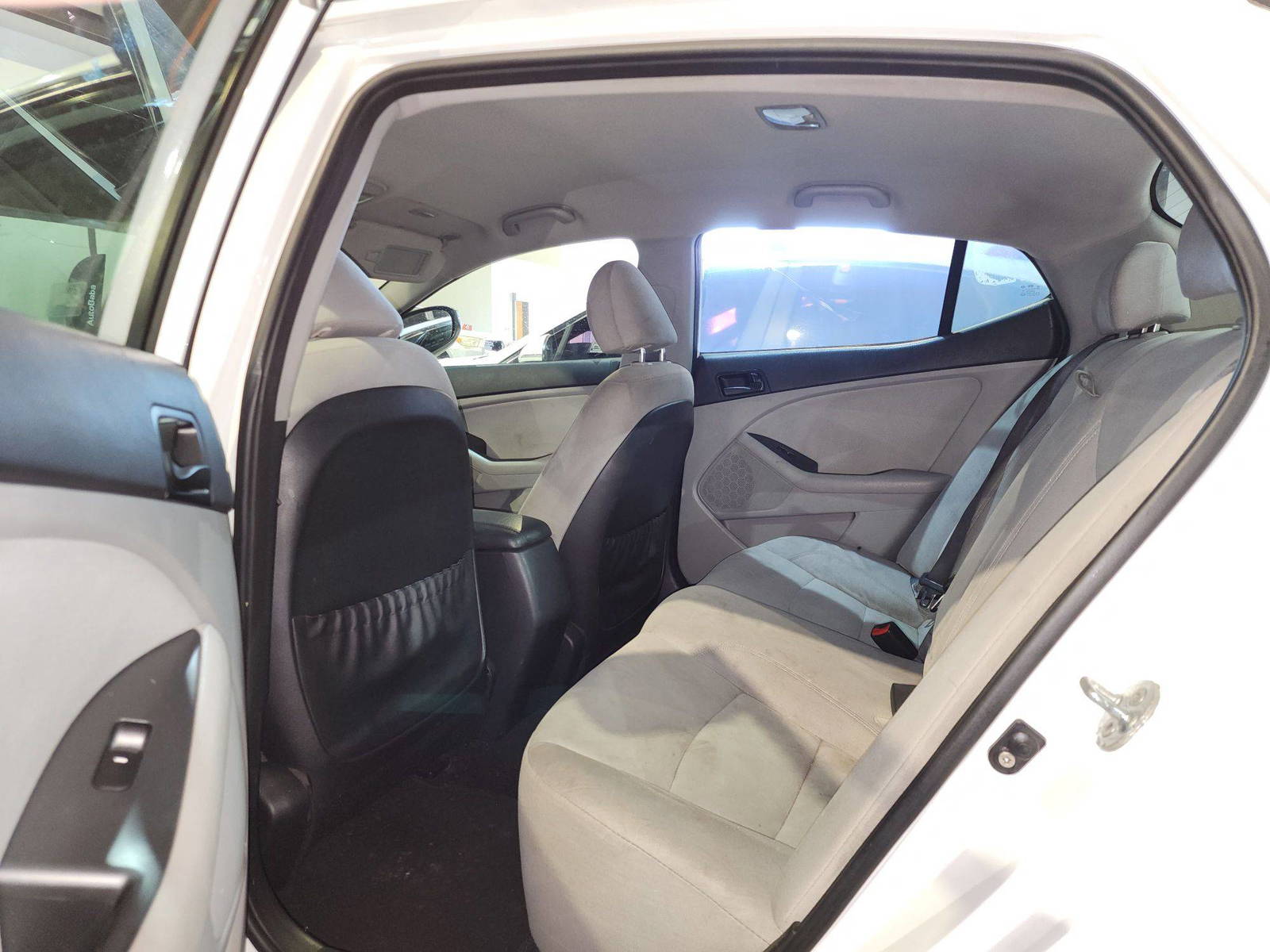 2015 KIA OPTIMA — 107572 Miles — Lot 83762794 — Al Quoz - Marhaba Auctions Used Cars - Image 7