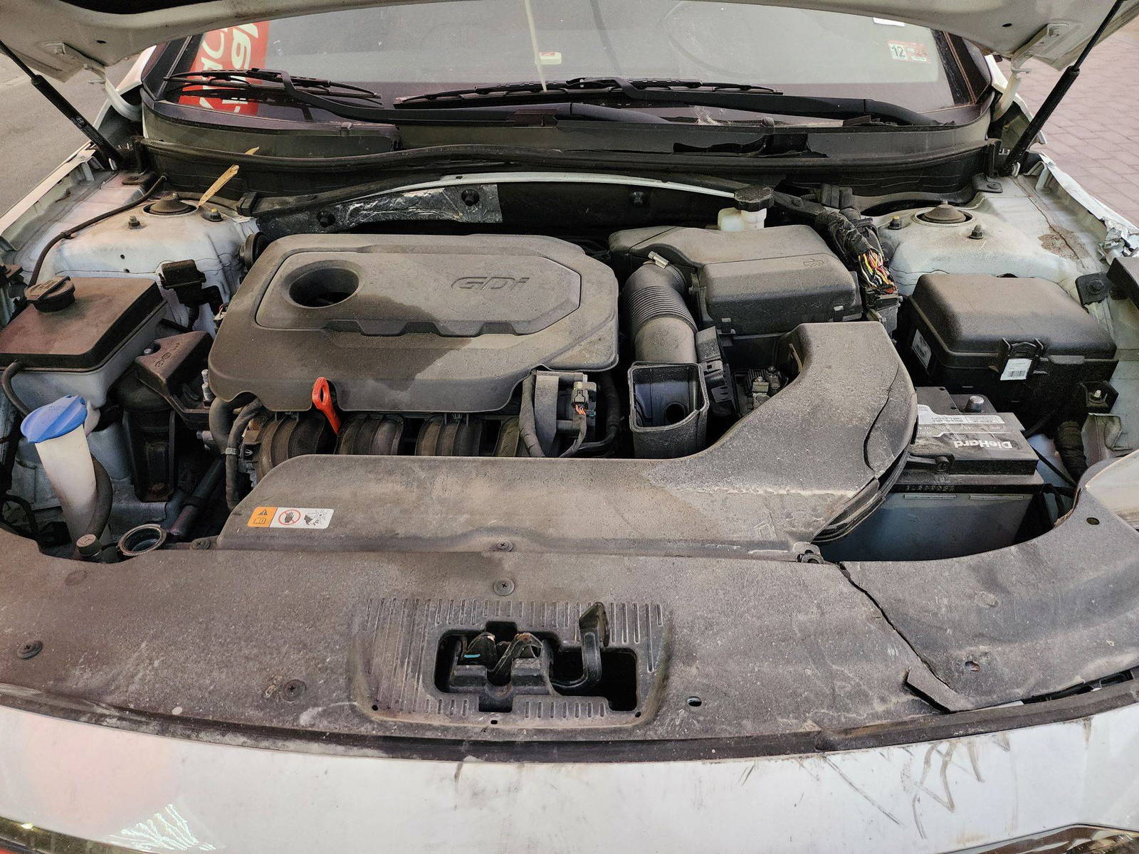 2015 HYUNDAI SONATA — 132675 Miles — Lot 39556548 — Souq - Marhaba Auctions Used Cars - Image 11