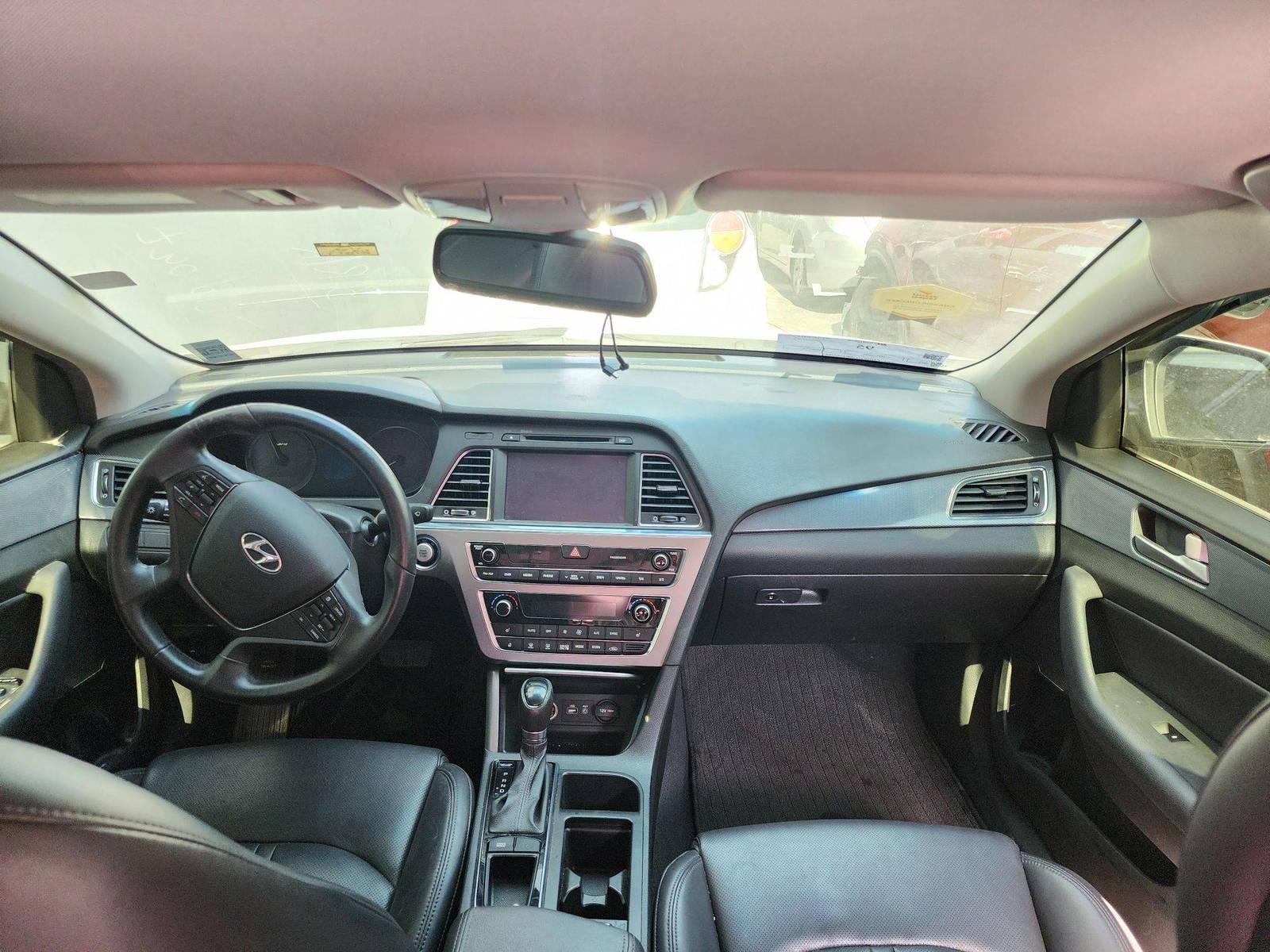 HYUNDAI SONATA 2015 - Marhaba Auction Used Cars - Image 8