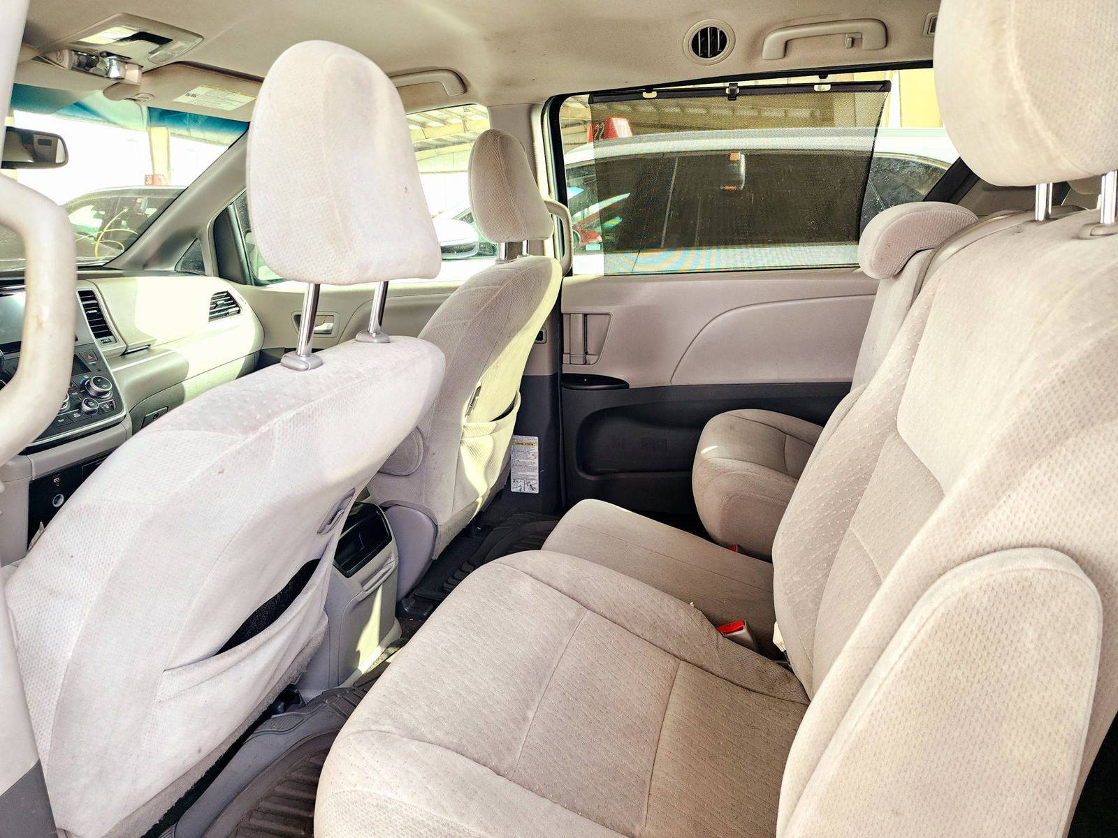 2015 TOYOTA SIENNA — 139977 Miles — Lot S618250 — Main - Marhaba Auctions Used Cars - Image 7