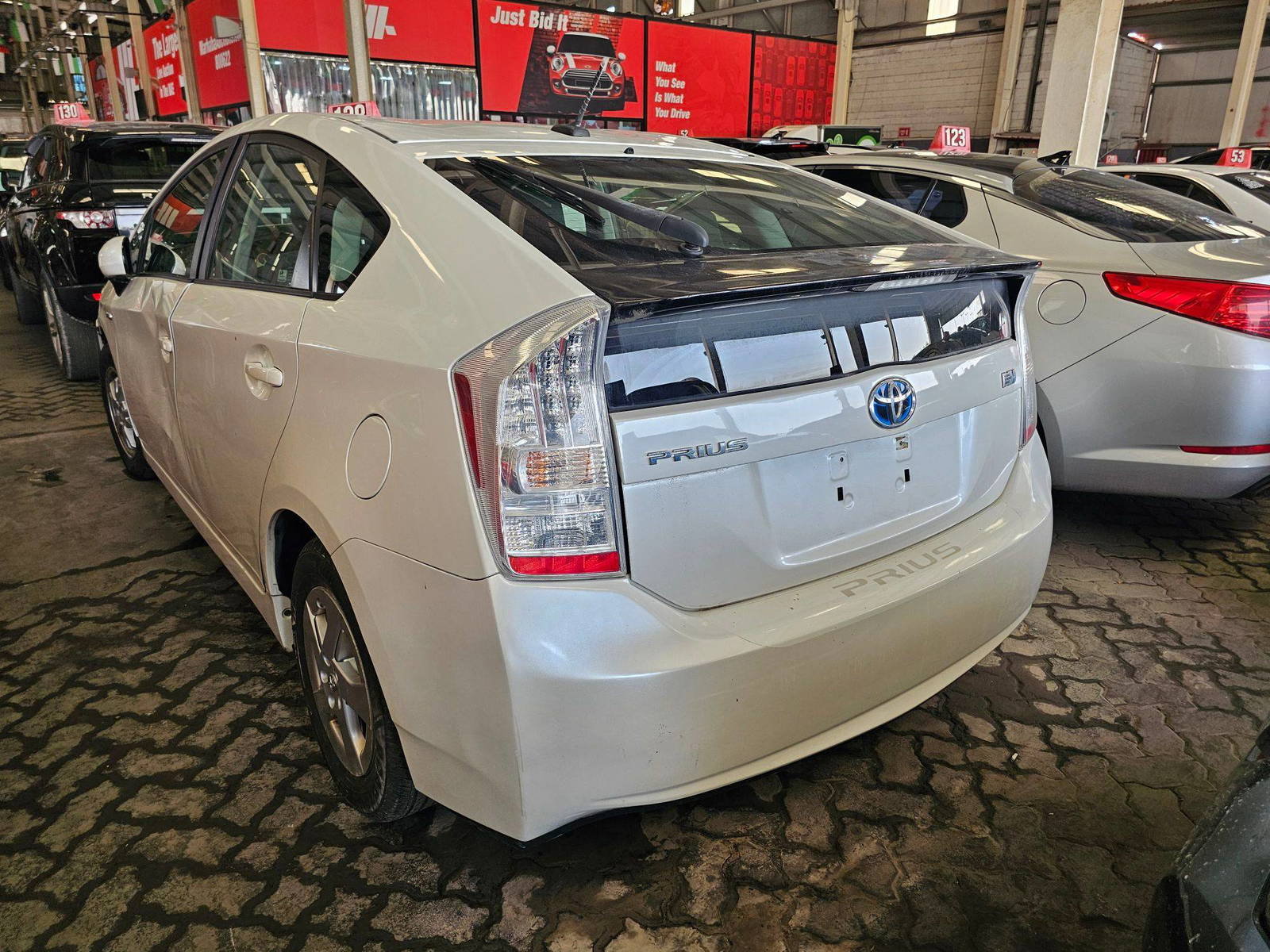 TOYOTA PRIUS 2010 - Marhaba Auction Used Cars - Image 4