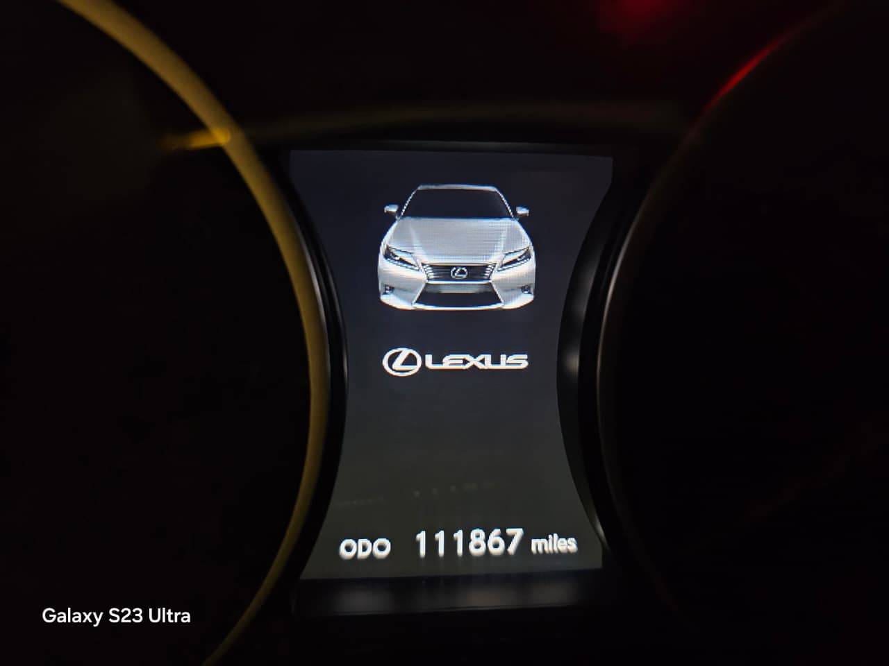 2015 LEXUS ES 350 — 111867 Miles — Lot F2161779 — Main - Marhaba Auctions Used Cars - Image 11