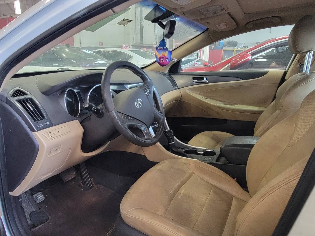 2012 HYUNDAI SONATA — 171401 Miles — Lot A039772 — Main - Marhaba Auctions Used Cars - Image 6