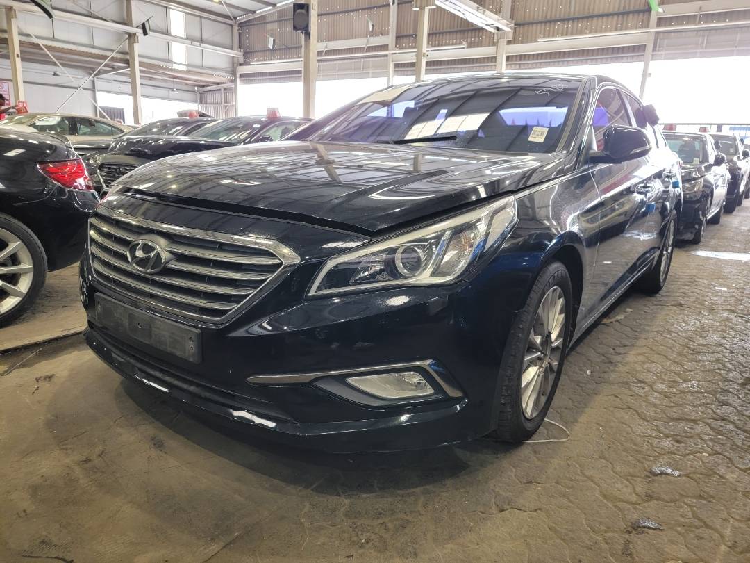 2015 HYUNDAI SONATA — 187089 KM — Lot 086065 — Main - Marhaba Auctions Used Cars - Image 5