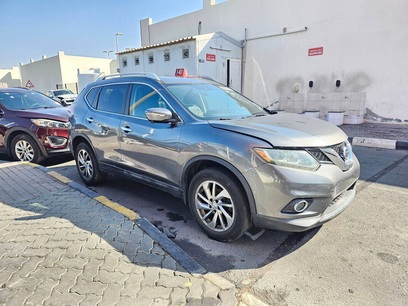 2014 NISSAN ROGUE — 155565 Miles — Lot MV1EC847107 — Souq - Marhaba Auctions Used Cars - Image 4