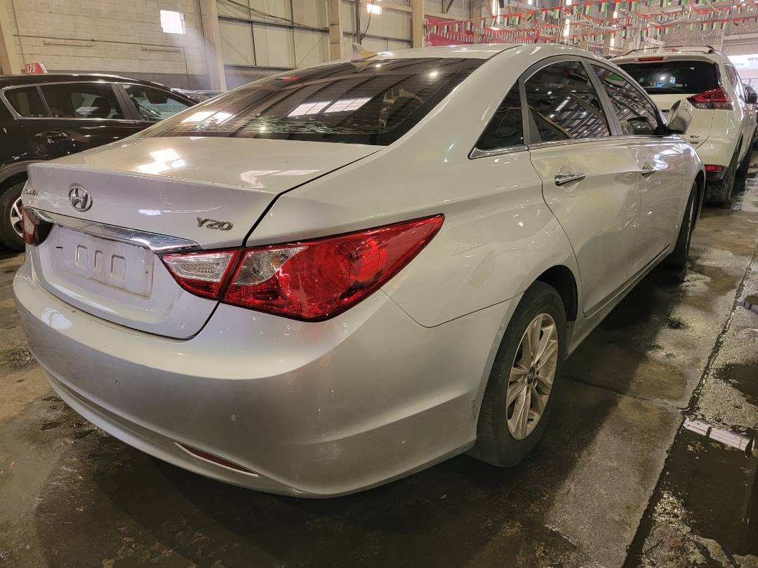 2011 HYUNDAI SONATA — 290619 KM — Lot 285856 — Main - Marhaba Auctions Used Cars - Image 6